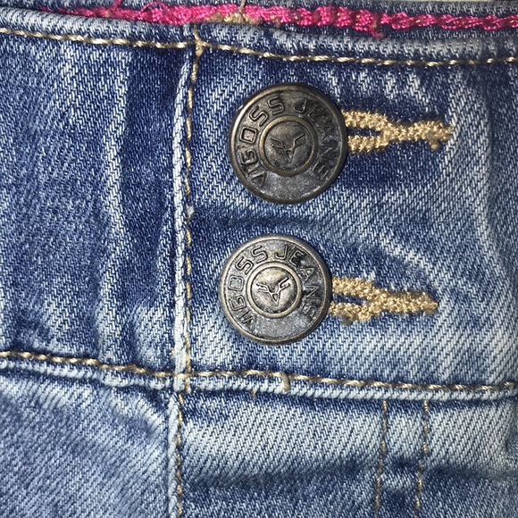 Girl’s Vigoss Stretch Shorts - Picture 3 of 7